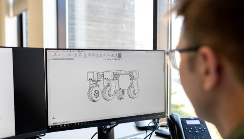 engineer-4915799_1920